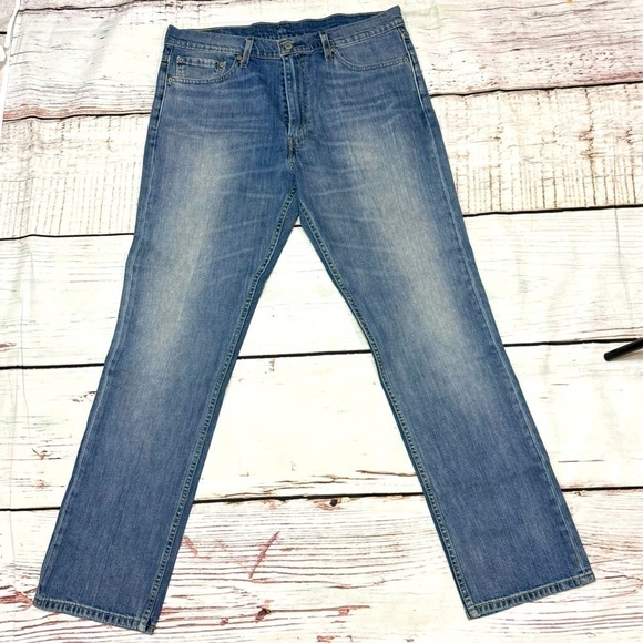 Levi's Other - LEVI’S 513 straight slim fit men’s jeans in size 36 x 32